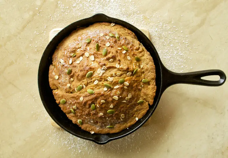 Bread in pan ready to eat with garnishing