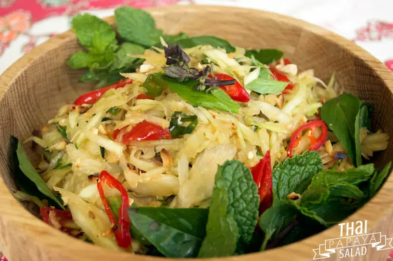 Som Tam: Thai Papaya Salad