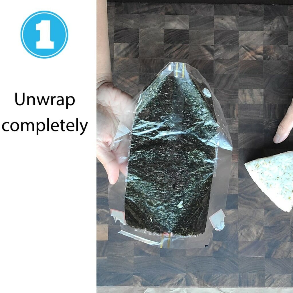 unwrap the plastic wrapper from the onigiri completely