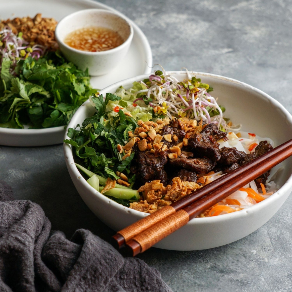 Vietnamese bun bo xao noodle bowl to show alternatives to pho